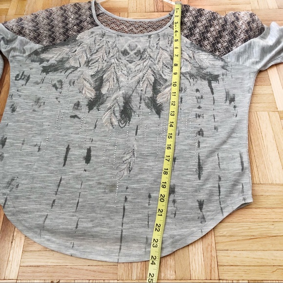 - Miss Me light gray women’s top‎ Sz S - Picture 8 of 9